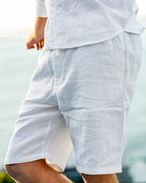 Linen Shorts with Zip Fastening
