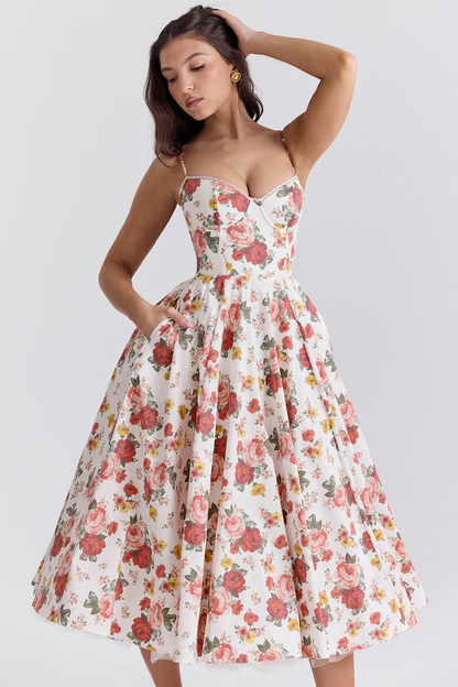 Elegant Royale Dress – Flattering Silhouette & Timeless Charm