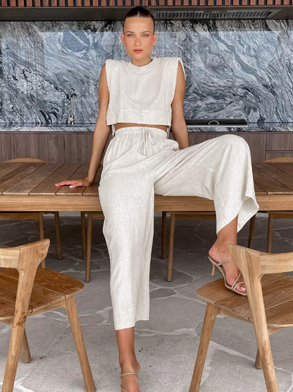 Relaxed Linen Vacation Set with Wide-Leg Trousers