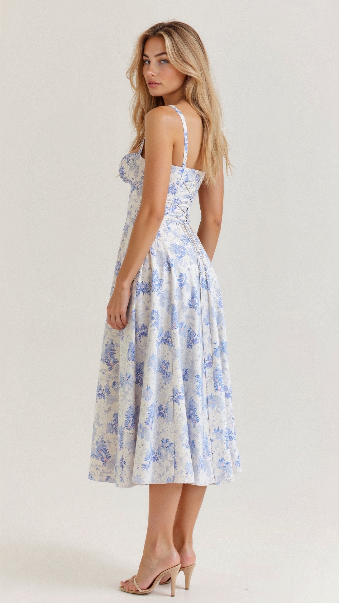 Elegant Waist Dress – Flattering & Timeless